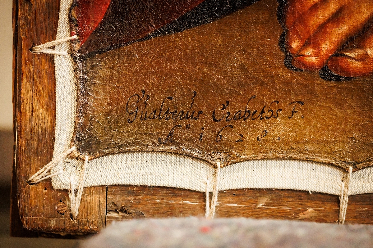 Detail touwtjes signatuur