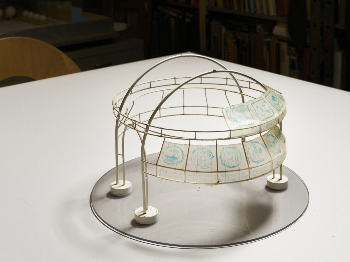 Van Eyck Wilhelmina monument Den Haag 1982